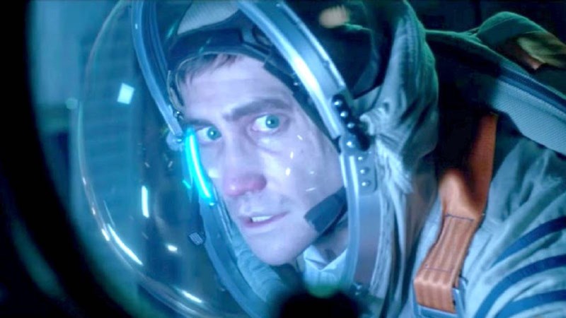 IMAX-постер sci-fi триллера «Живое» с Джилленхолом