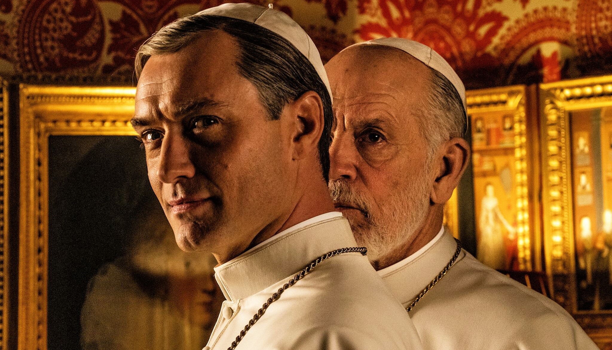 Первый взгляд на Джуда Лоу и Джона Малковича в сериале «Новый Папа»