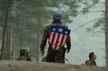 Новые героические свершения Капитана Америки уже в скором времени явятся на большой экран, ну а пока студия ищет нового режиссера