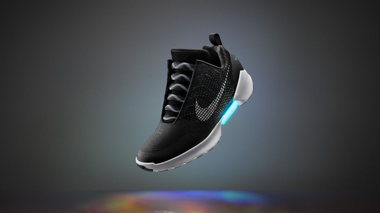 Nike делает кроссовки из «Назад в будущее 2»!