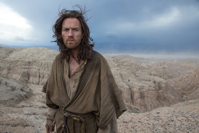 Юэн МакГрегор в роли Иисуса в первом кадре картины «Последние дни в пустыне»
