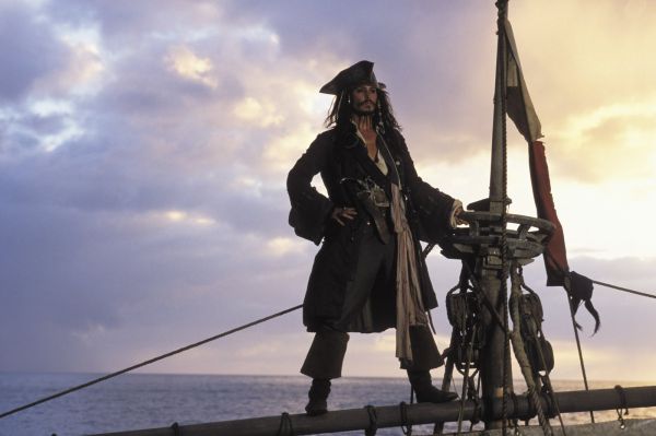Поплывем к горизонту! Как «Пираты Карибского моря» вернули на экраны дух приключений?