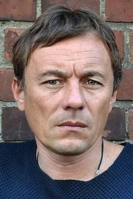 Олег Васильков