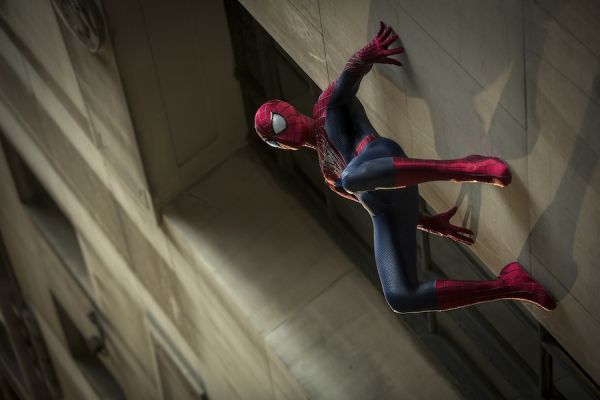 «Новый Человек-паук: Высокое напряжение» против вселенной Marvel