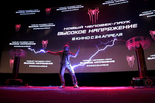 Фоторепортаж: Премьера фантастического экшна «Новый Человек-паук: Высокое напряжение» в Москве