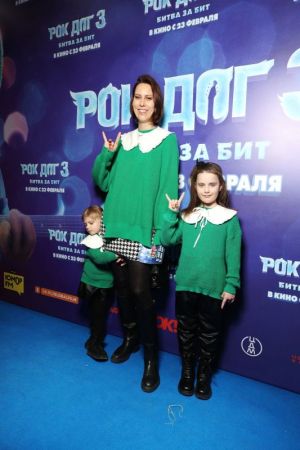 Российские звезды с детьми на премьере мультфильма «Рок дог 3: Битва за бит»