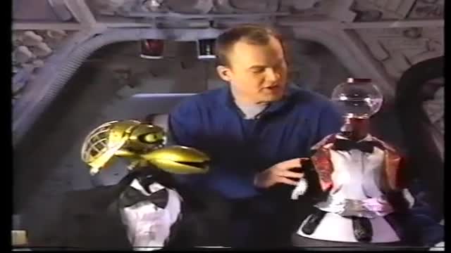 MST3K Little Gold Statue Preview Special